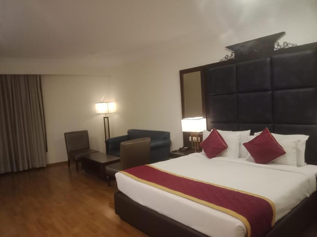 Hotel C Burrito- Get Flat 20 Percentage Off On Spa- Free Buffet Breakfast